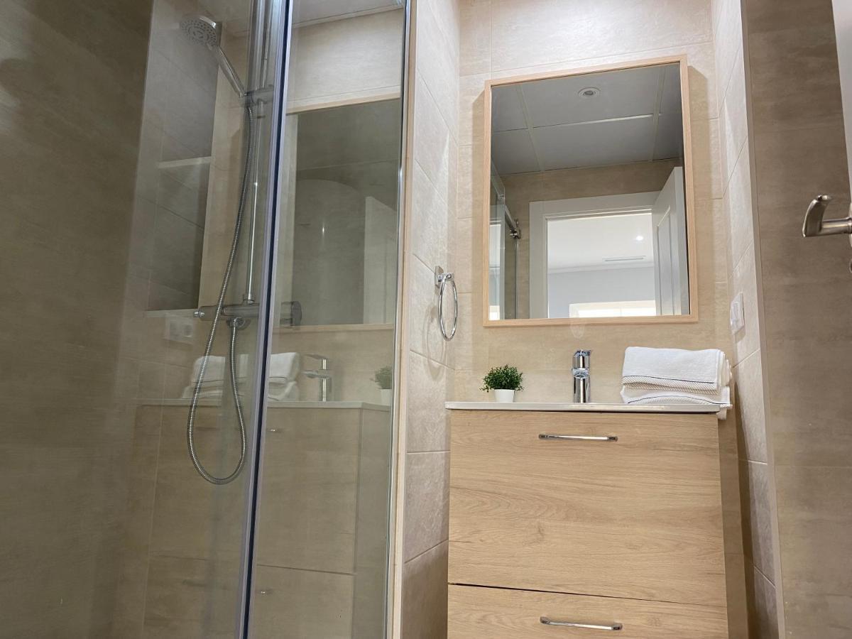 Cartujano City Center Apartment เฮเรซ เด ลาฟรอนเตรา ภายนอก รูปภาพ
